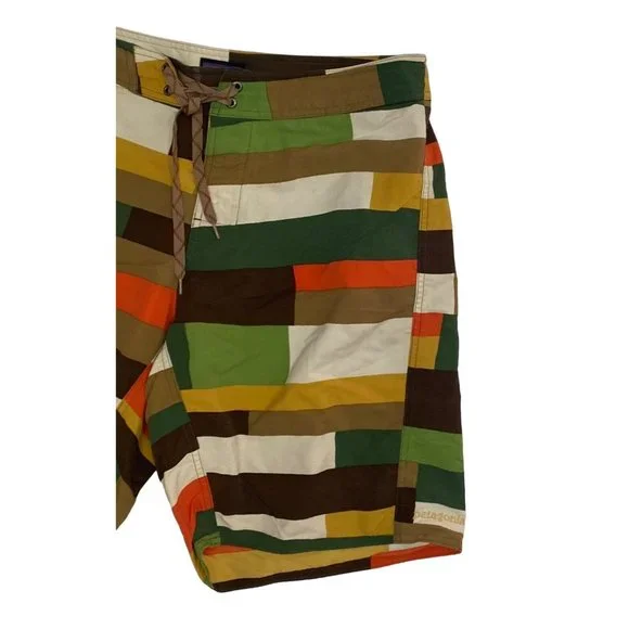 Patagonia Men's Size 32 Multicolor Drawstring Board Shorts 32" x 9"